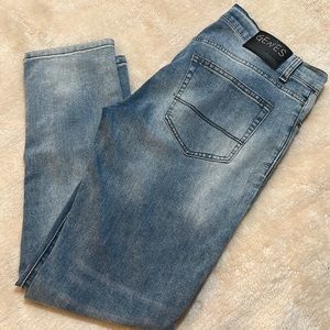 Skinny jeans size 32x30